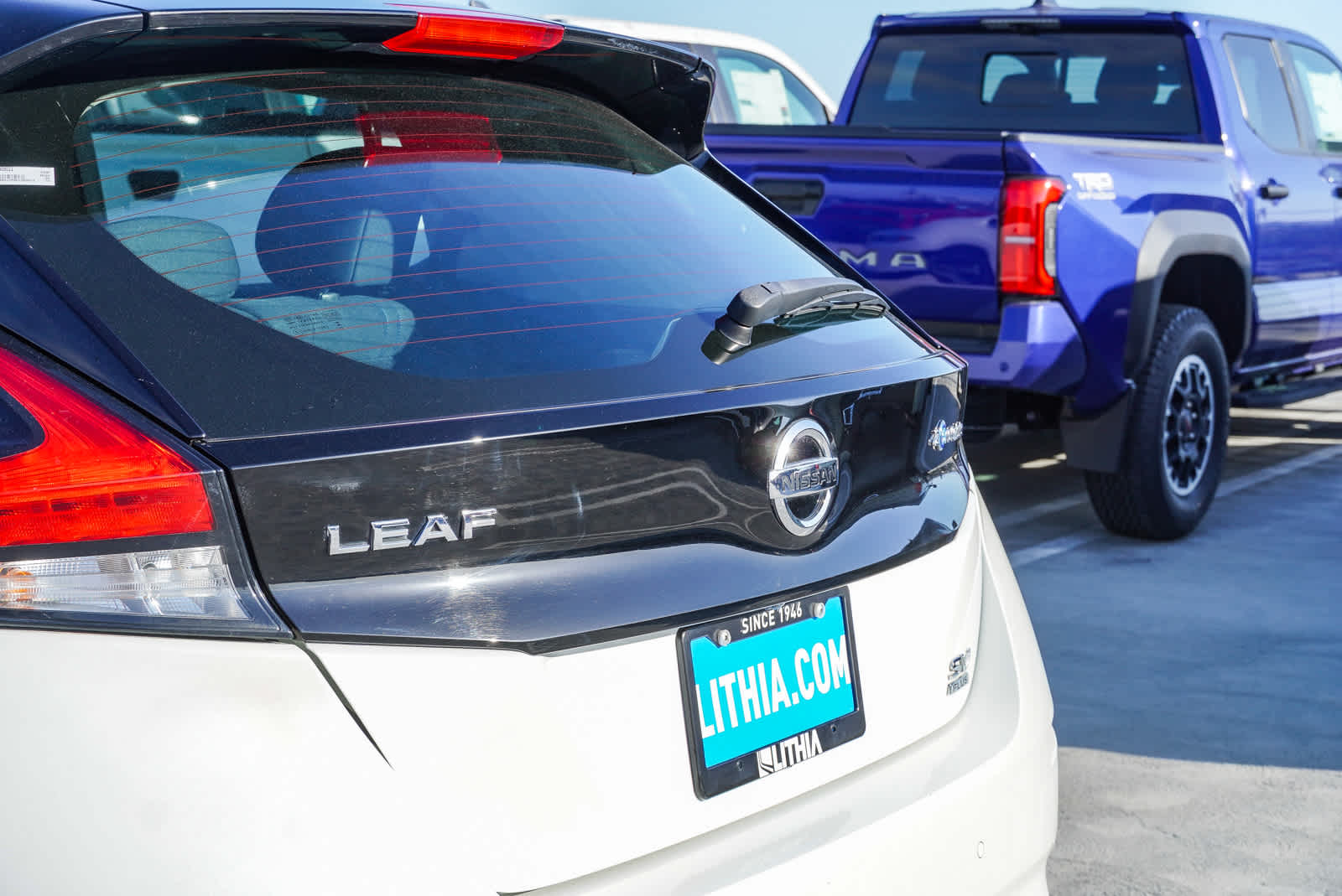 Thumbnail: 2020 Nissan Leaf - 8