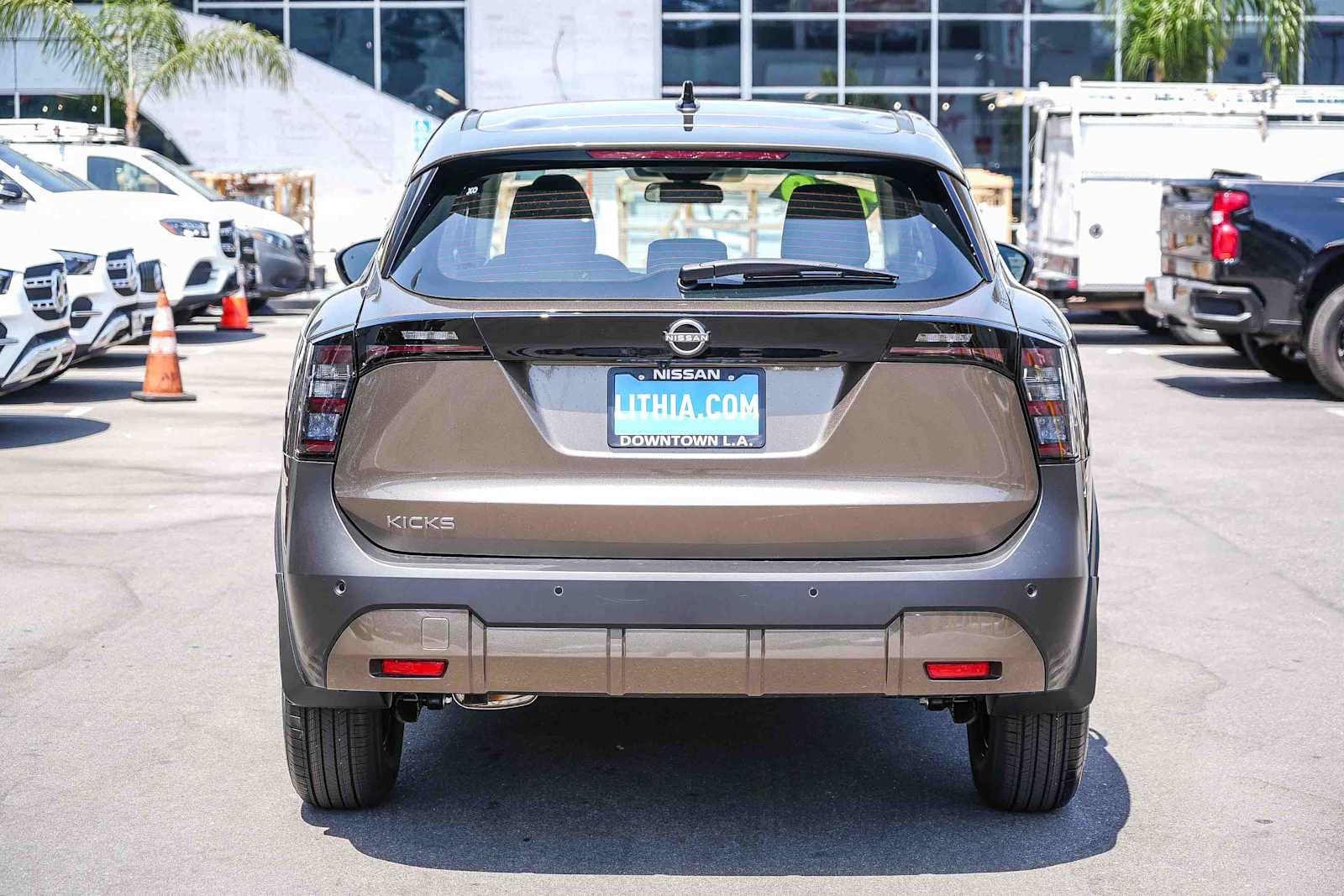 Thumbnail: 2026 Nissan Kicks - 5