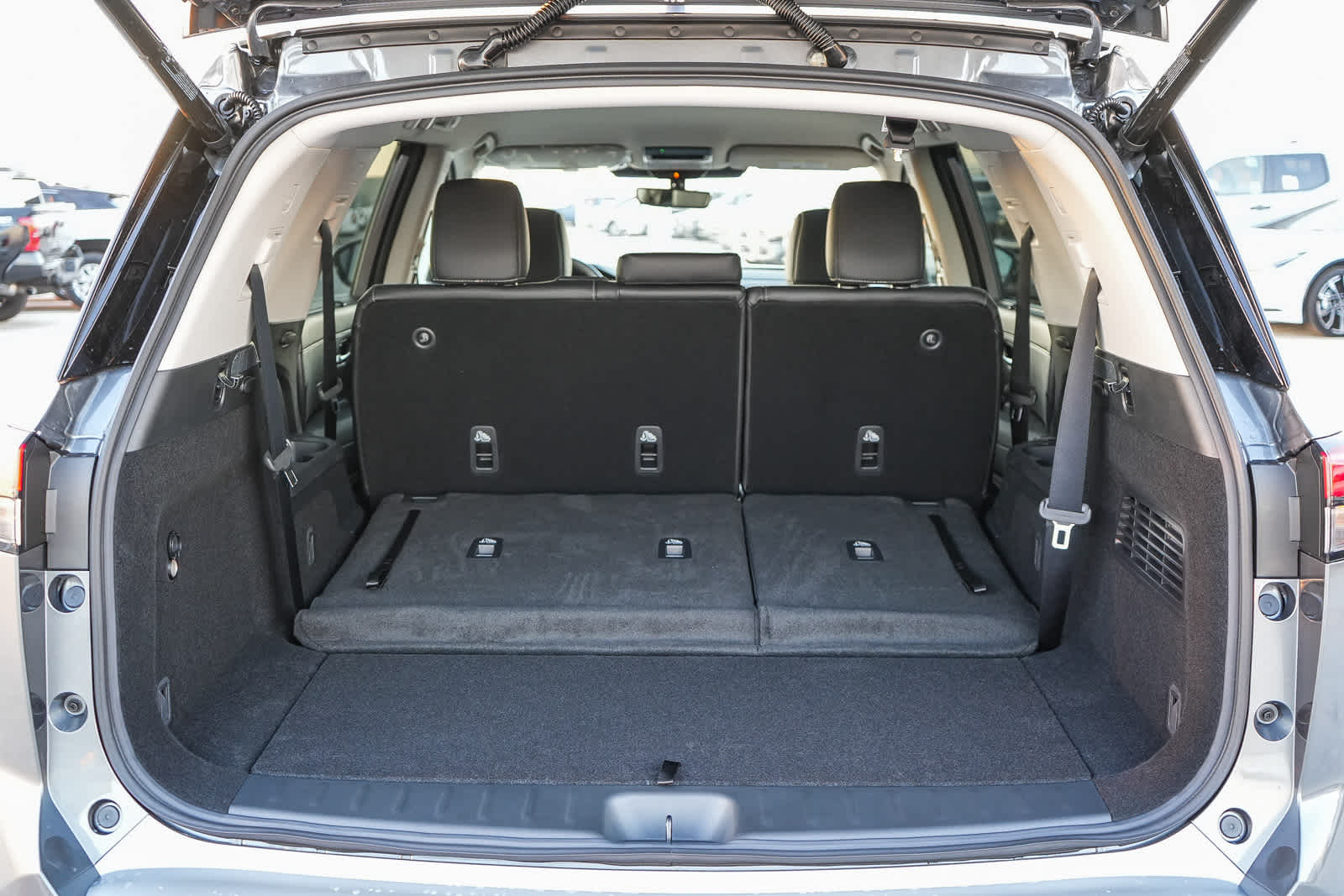 Thumbnail: 2025 Nissan Pathfinder - 12