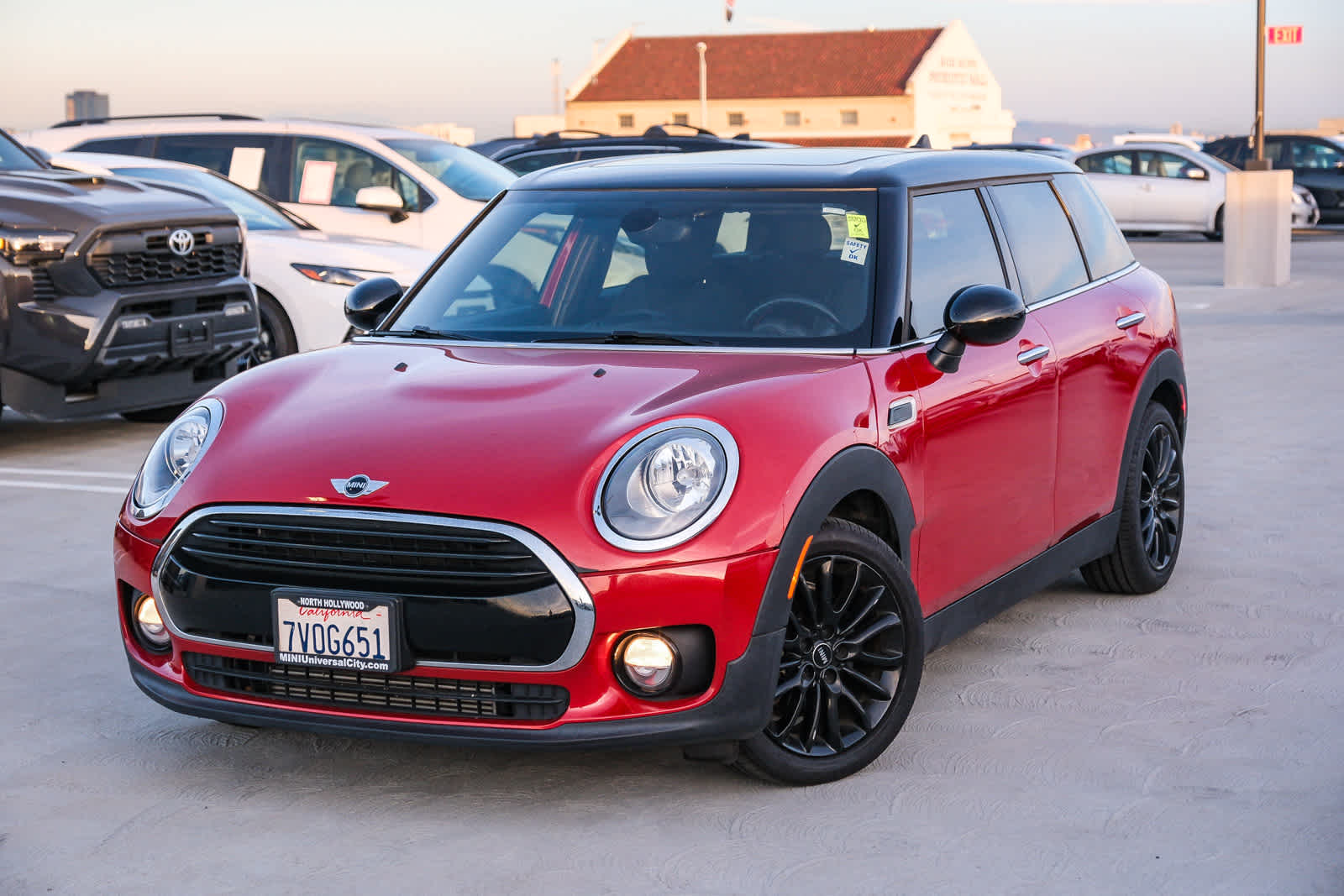 2017 MINI Cooper Clubman  -
                  Los Angeles, CA