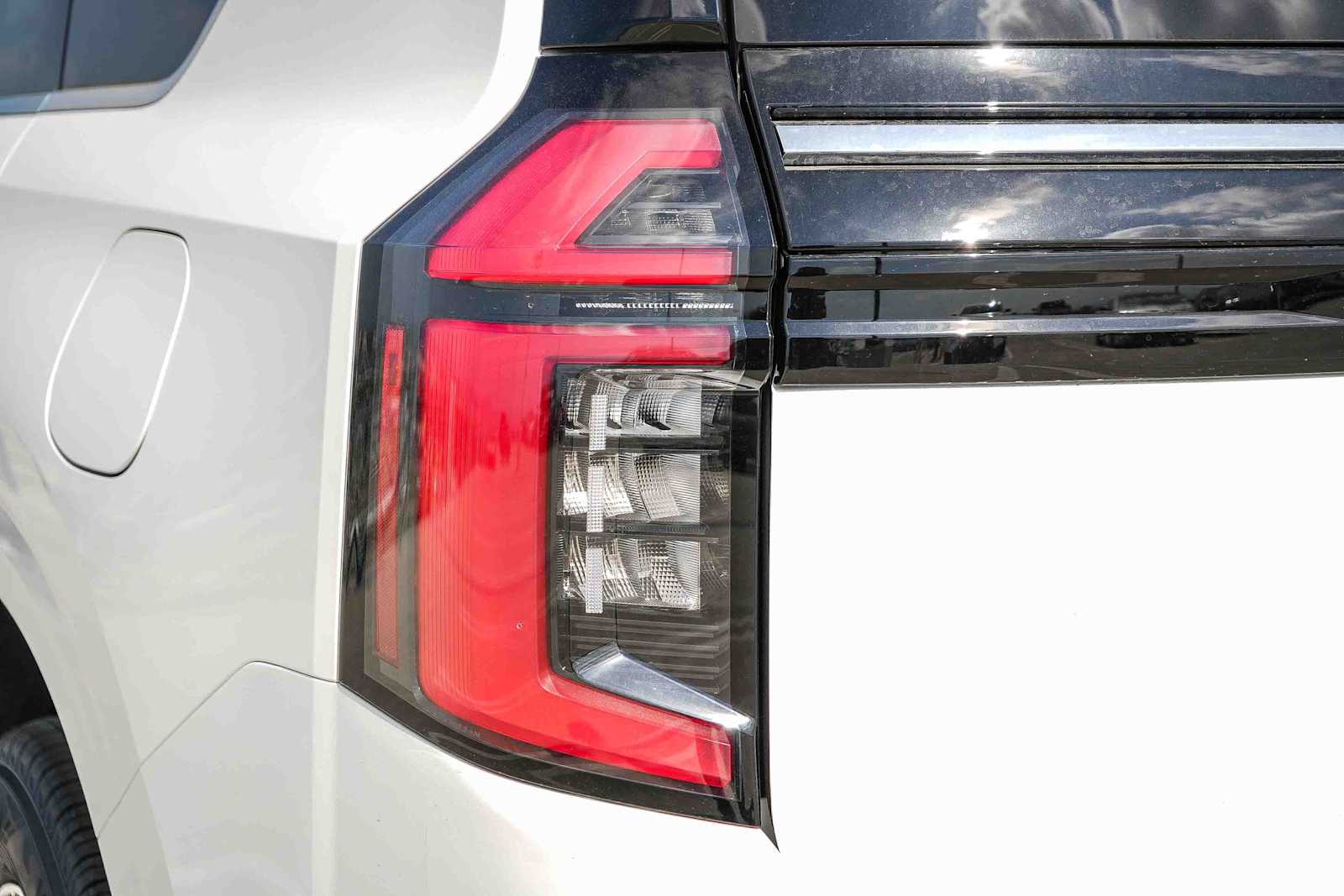 Thumbnail: 2026 Nissan Armada - 22