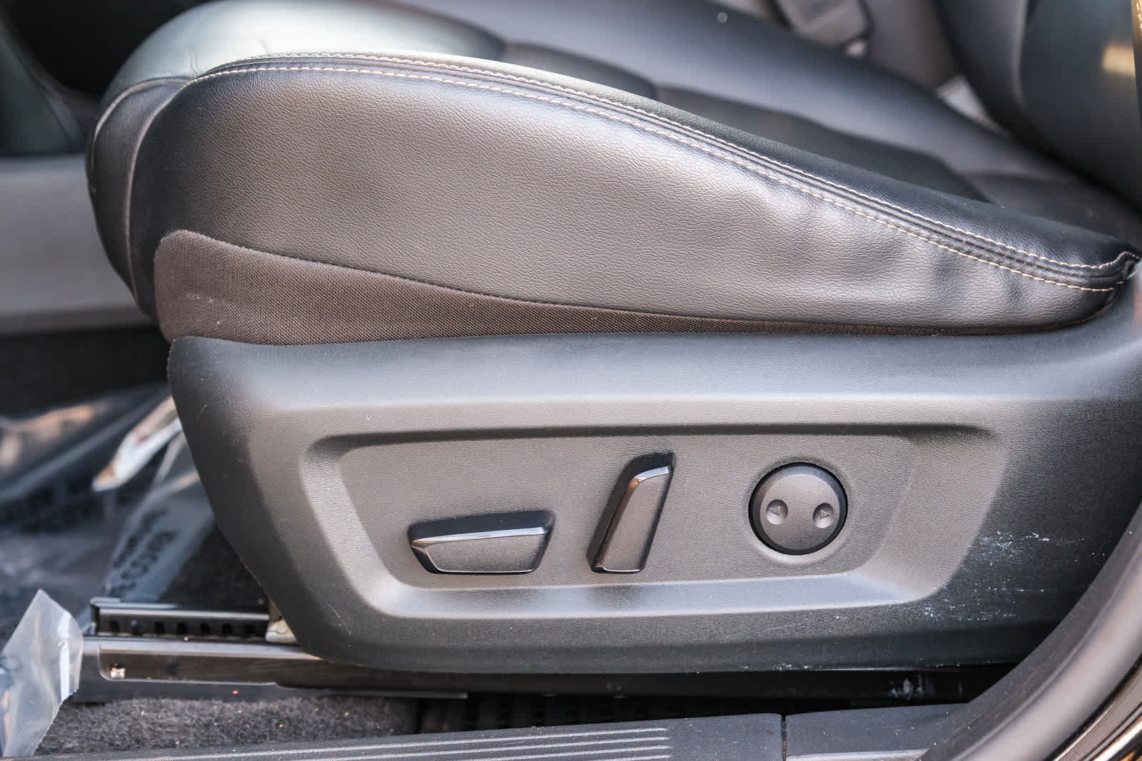 Thumbnail: 2023 Nissan Rogue - 24