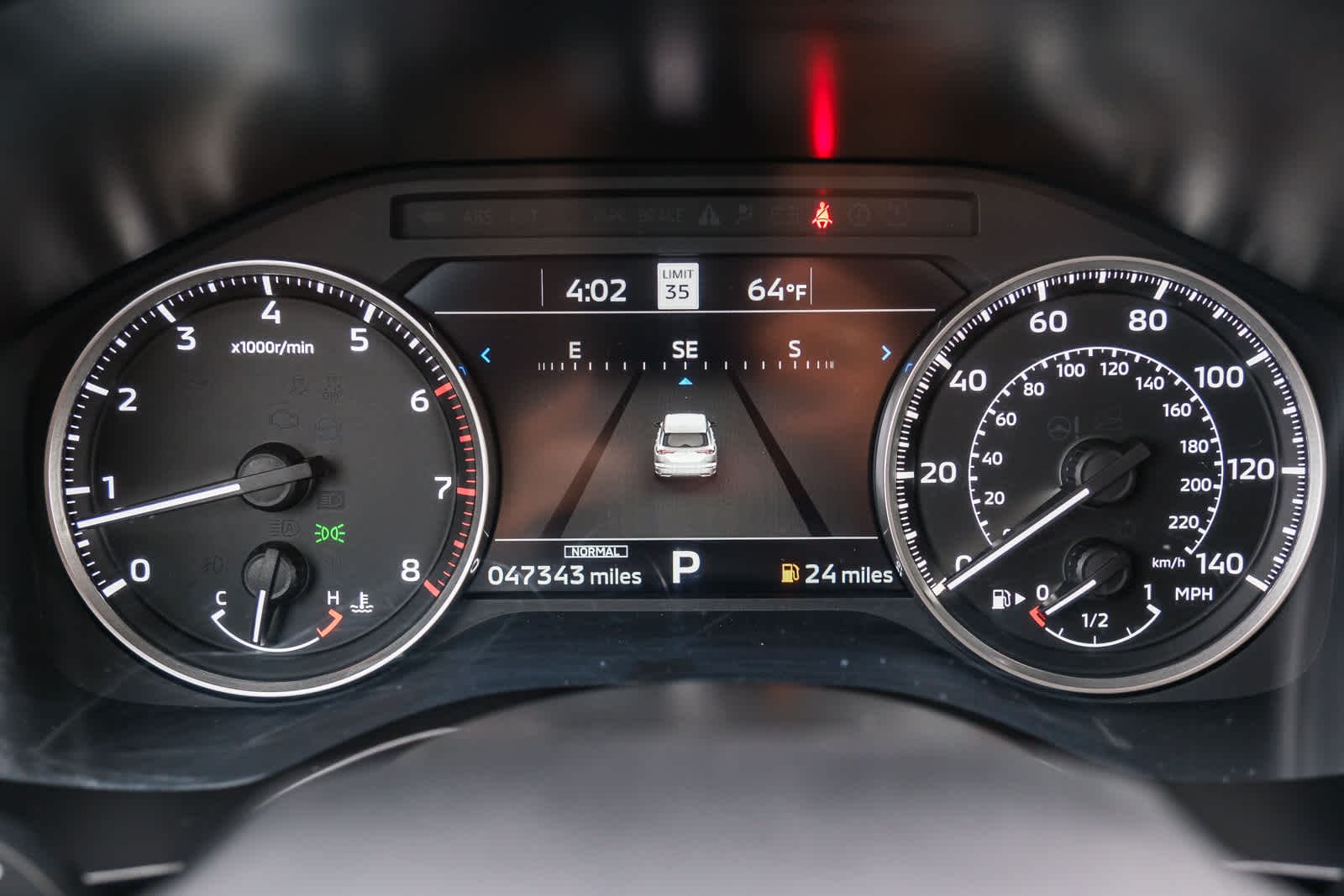 Thumbnail: 2024 Mitsubishi Outlander - 26