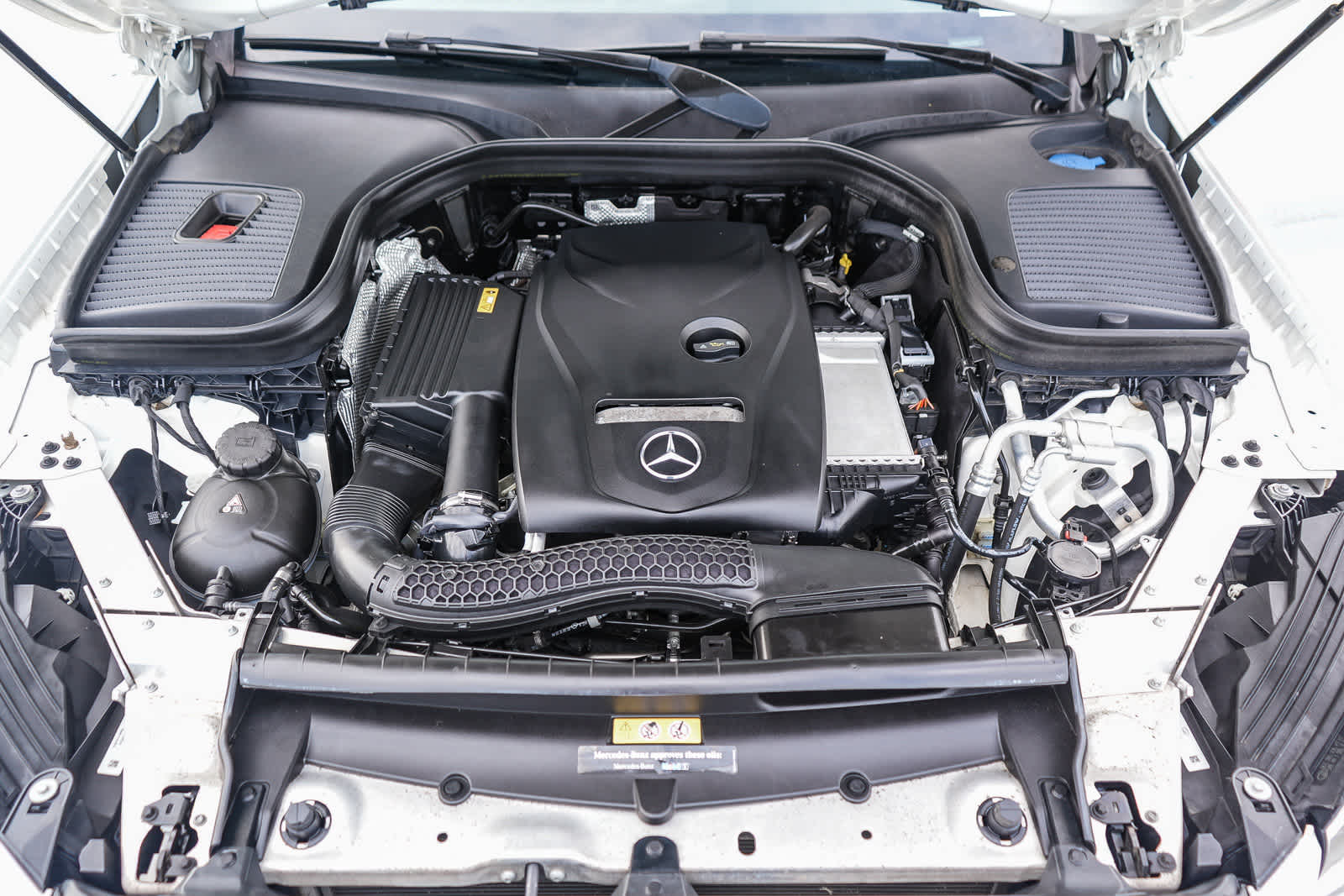 Thumbnail: 2019 Mercedes-Benz GLC - 32