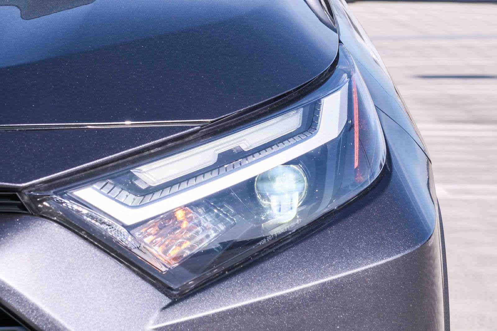 Thumbnail: 2025 Toyota RAV4 - 12