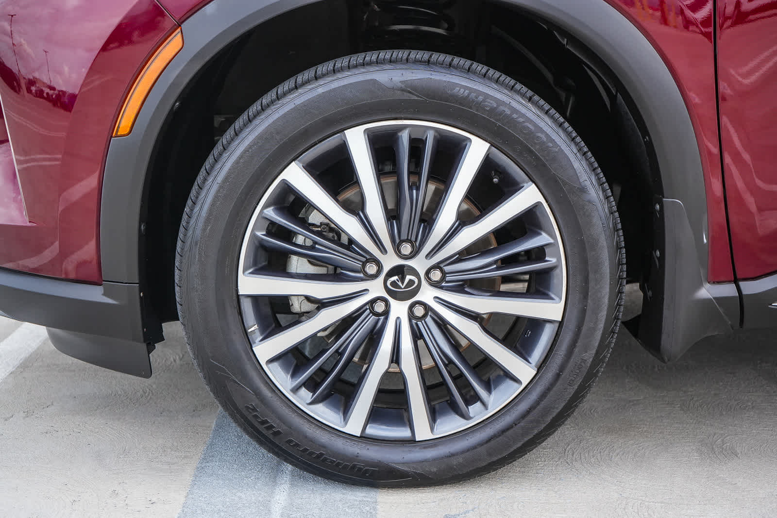 Thumbnail: 2024 INFINITI QX60 - 11