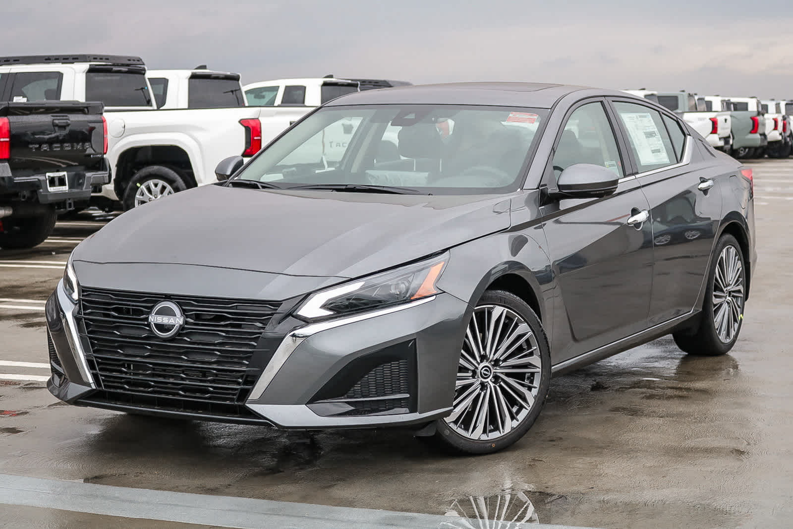 Thumbnail: 2025 Nissan Altima - 1