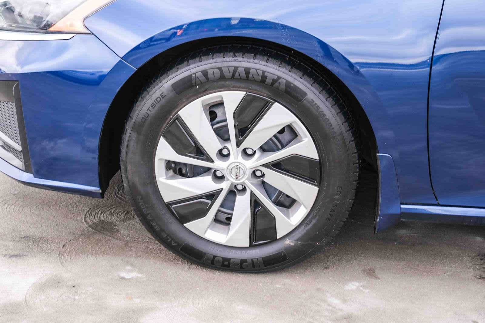 Thumbnail: 2023 Nissan Altima - 11