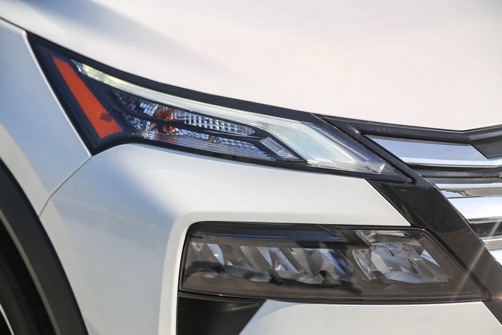 Thumbnail: 2025 Nissan Rogue - 4