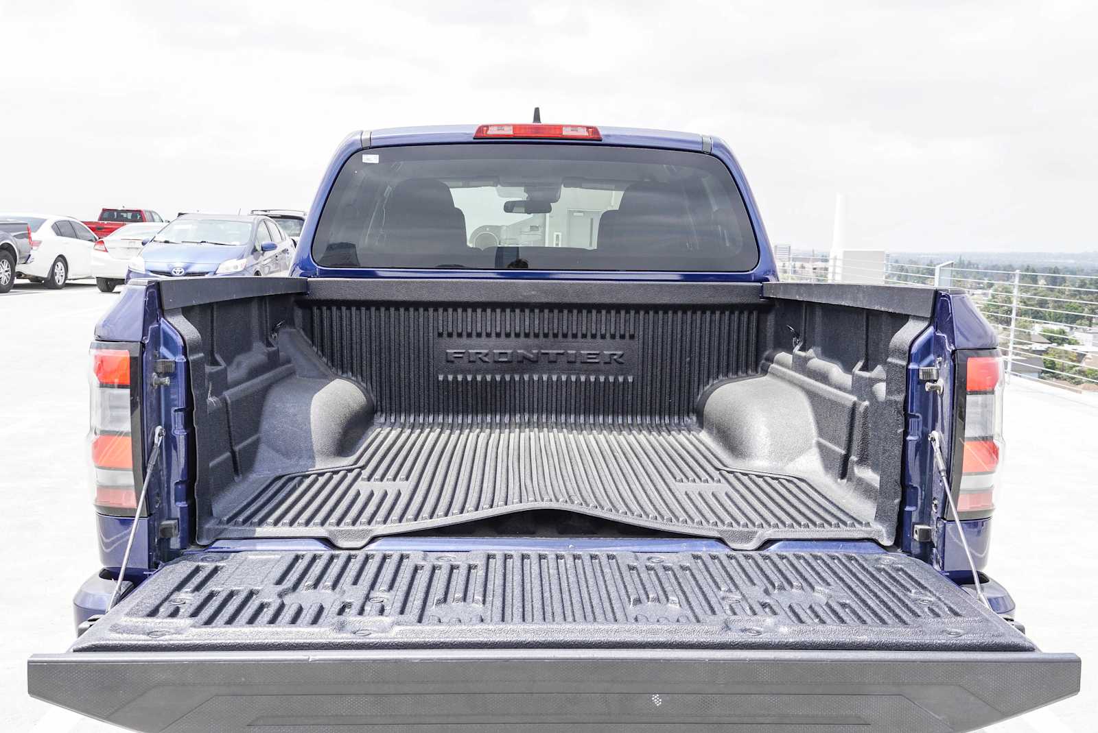 Thumbnail: 2023 Nissan Frontier - 26