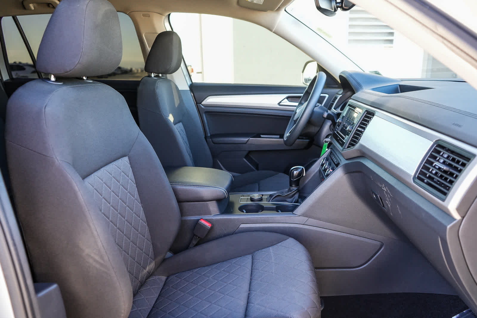 Thumbnail: 2021 Volkswagen Atlas - 15