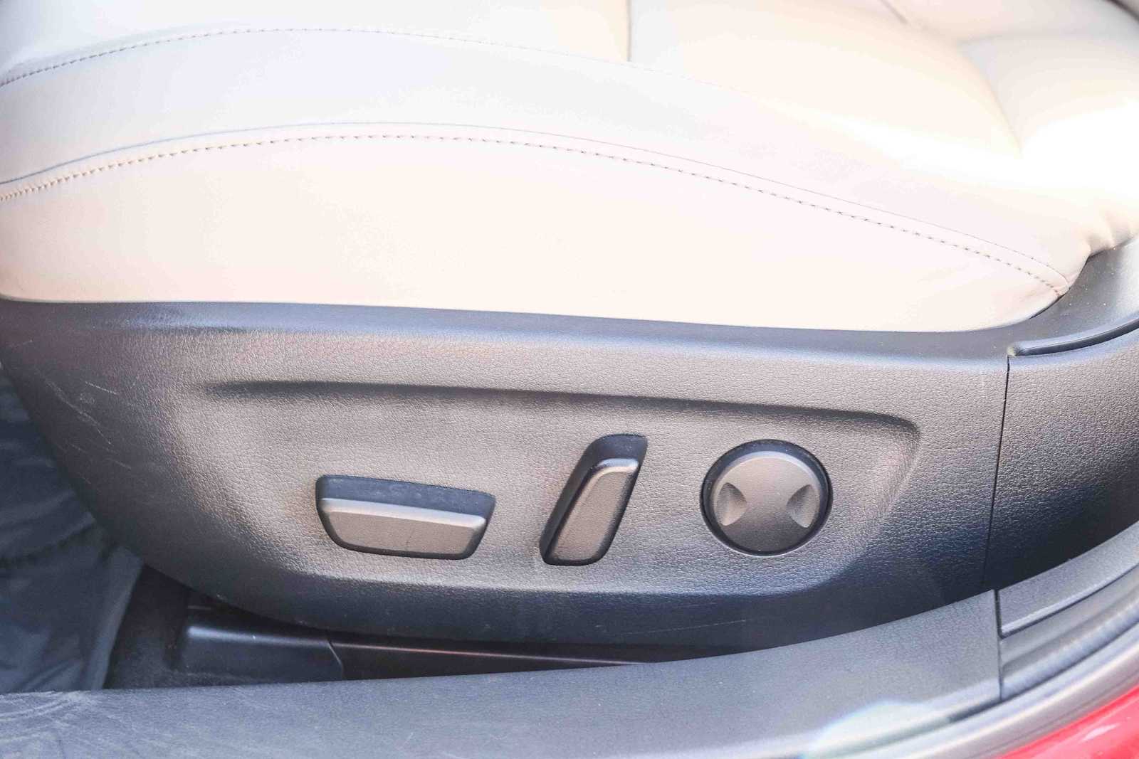 Thumbnail: 2024 Mazda Mazda3 - 24