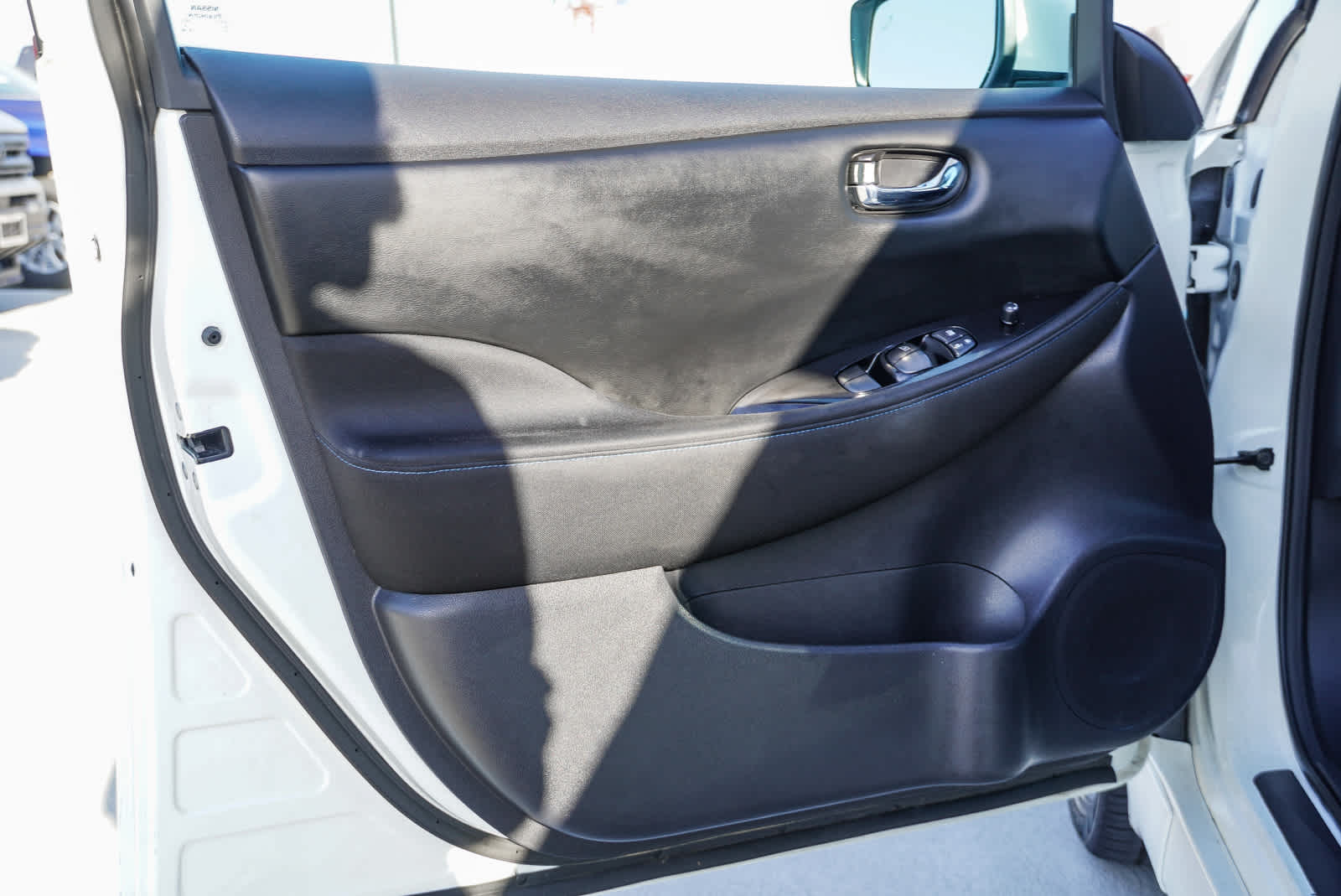 Thumbnail: 2020 Nissan Leaf - 20