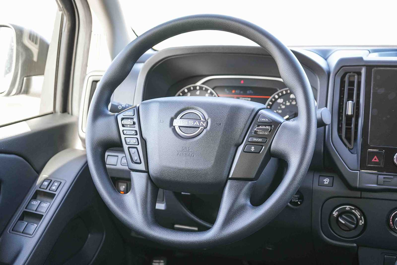 Thumbnail: 2026 Nissan Frontier - 17