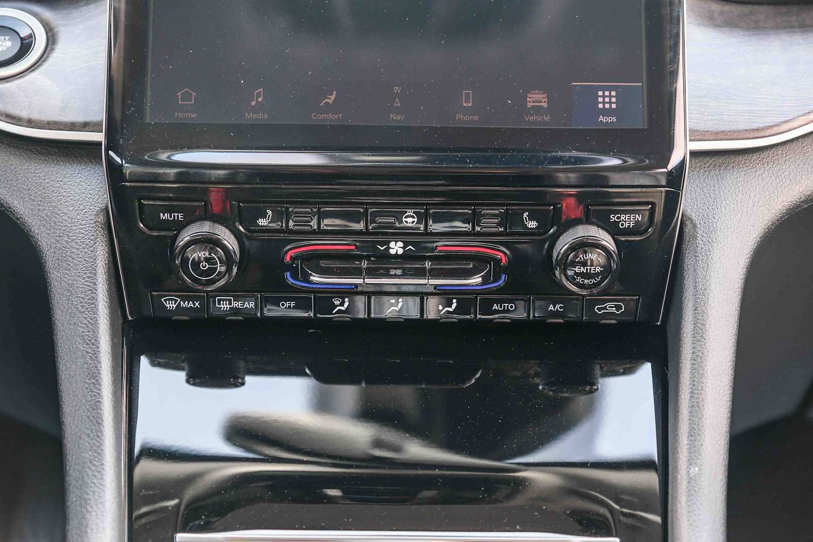 Thumbnail: 2023 Jeep Grand Cherokee - 15