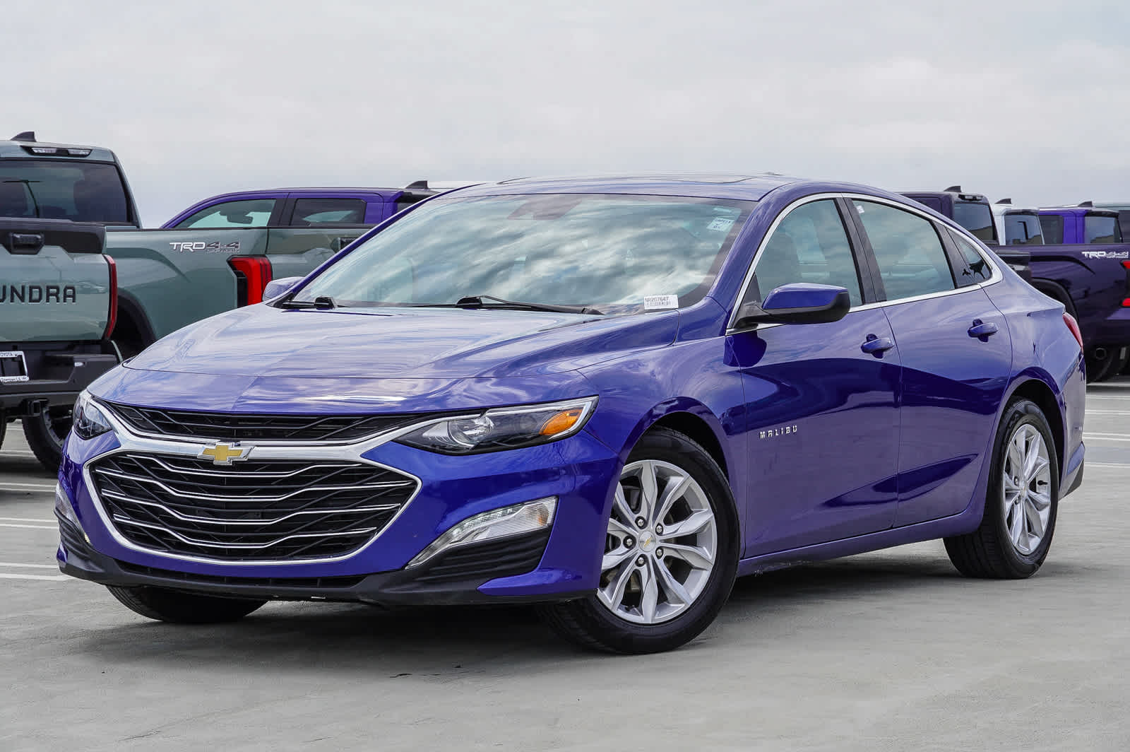 Thumbnail: 2023 Chevrolet Malibu - 1