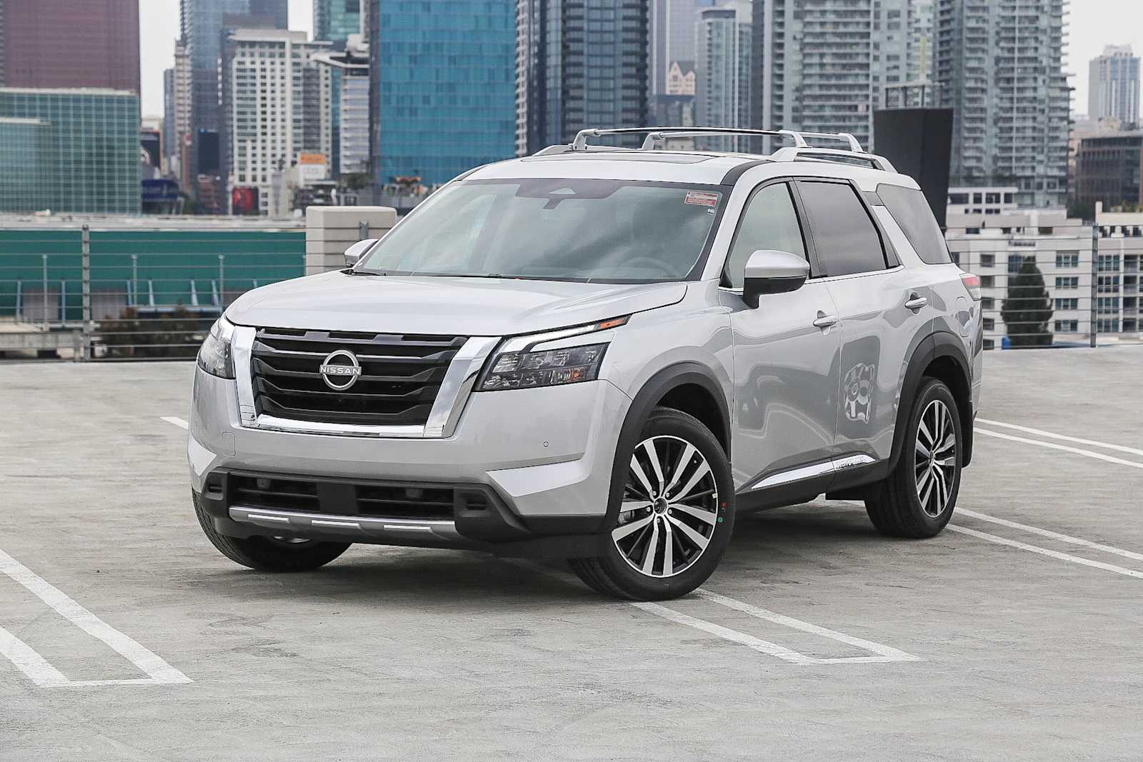 2025 Nissan Pathfinder Platinum -
                  Los Angeles, CA