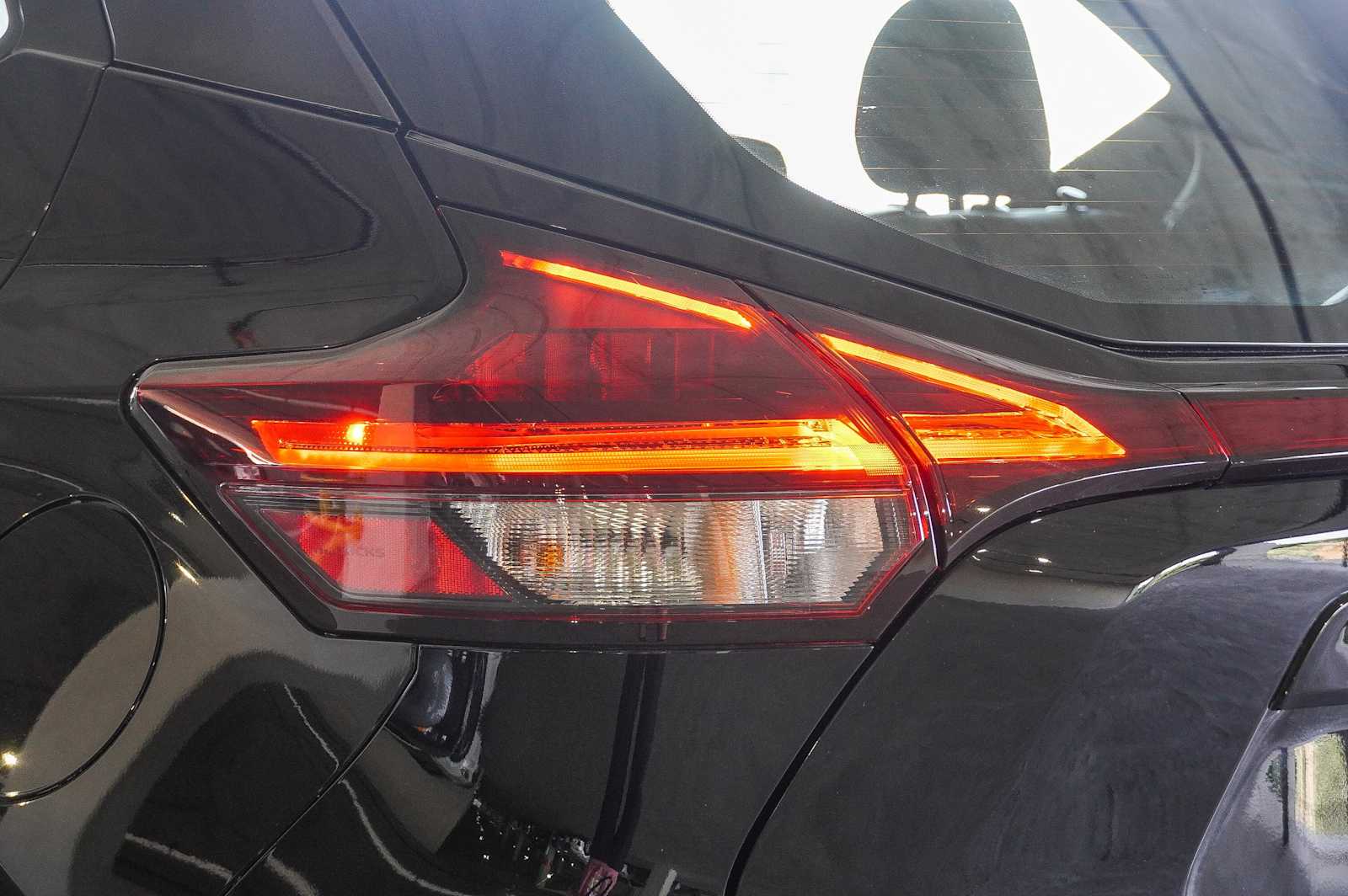 2024 Nissan Kicks SV 6