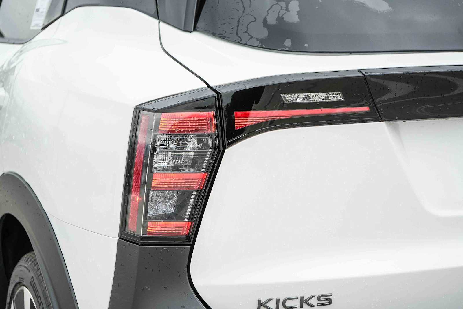 Thumbnail: 2026 Nissan Kicks - 9