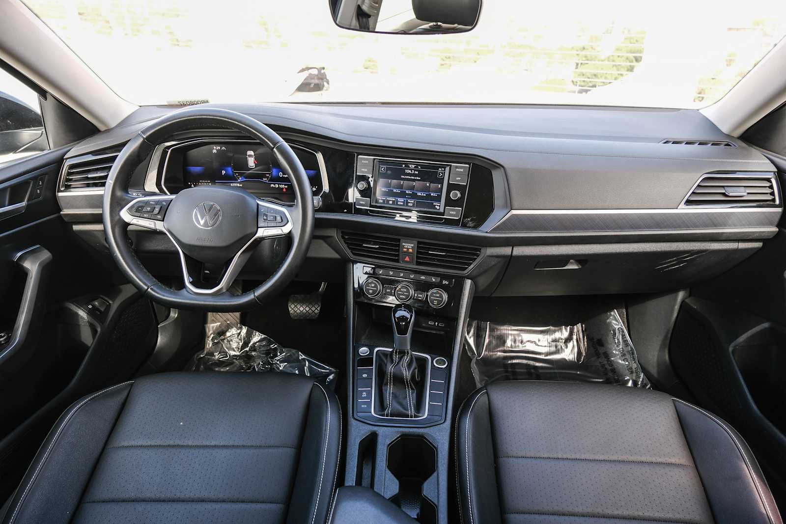 Thumbnail: 2024 Volkswagen Jetta - 12