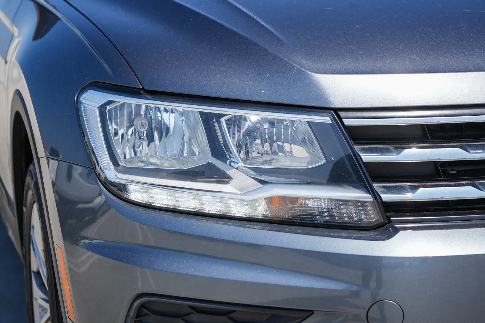 Thumbnail: 2019 Volkswagen Tiguan - 3