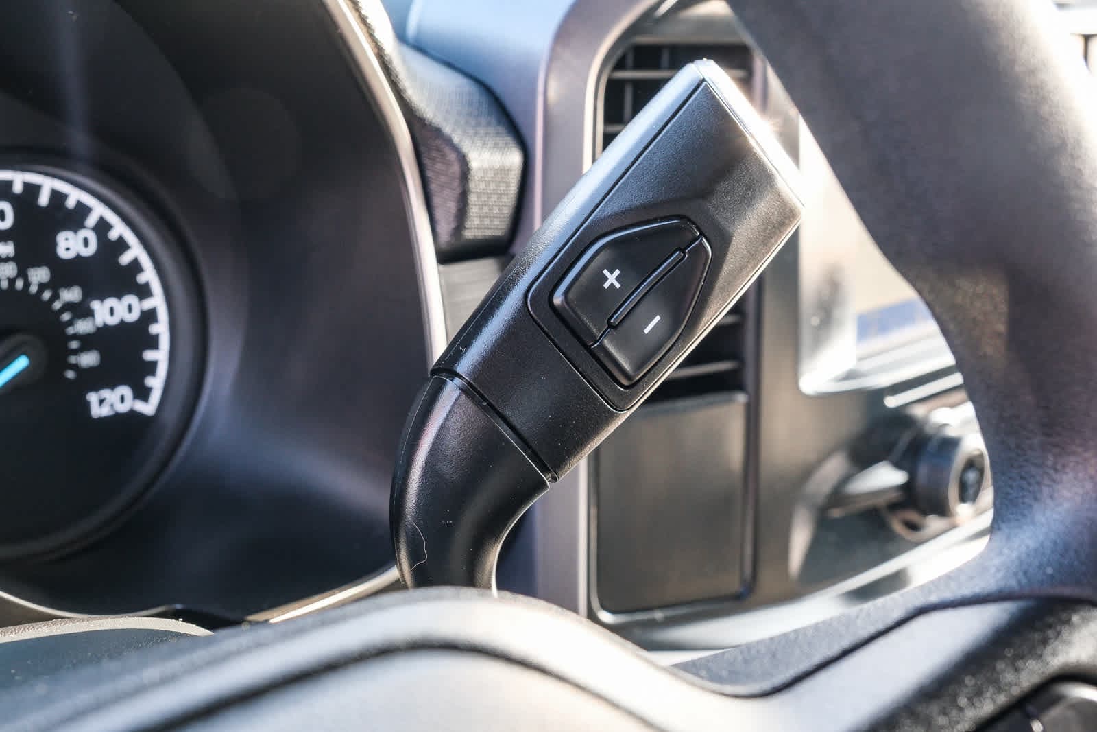 Thumbnail: 2023 Ford F-150 - 21