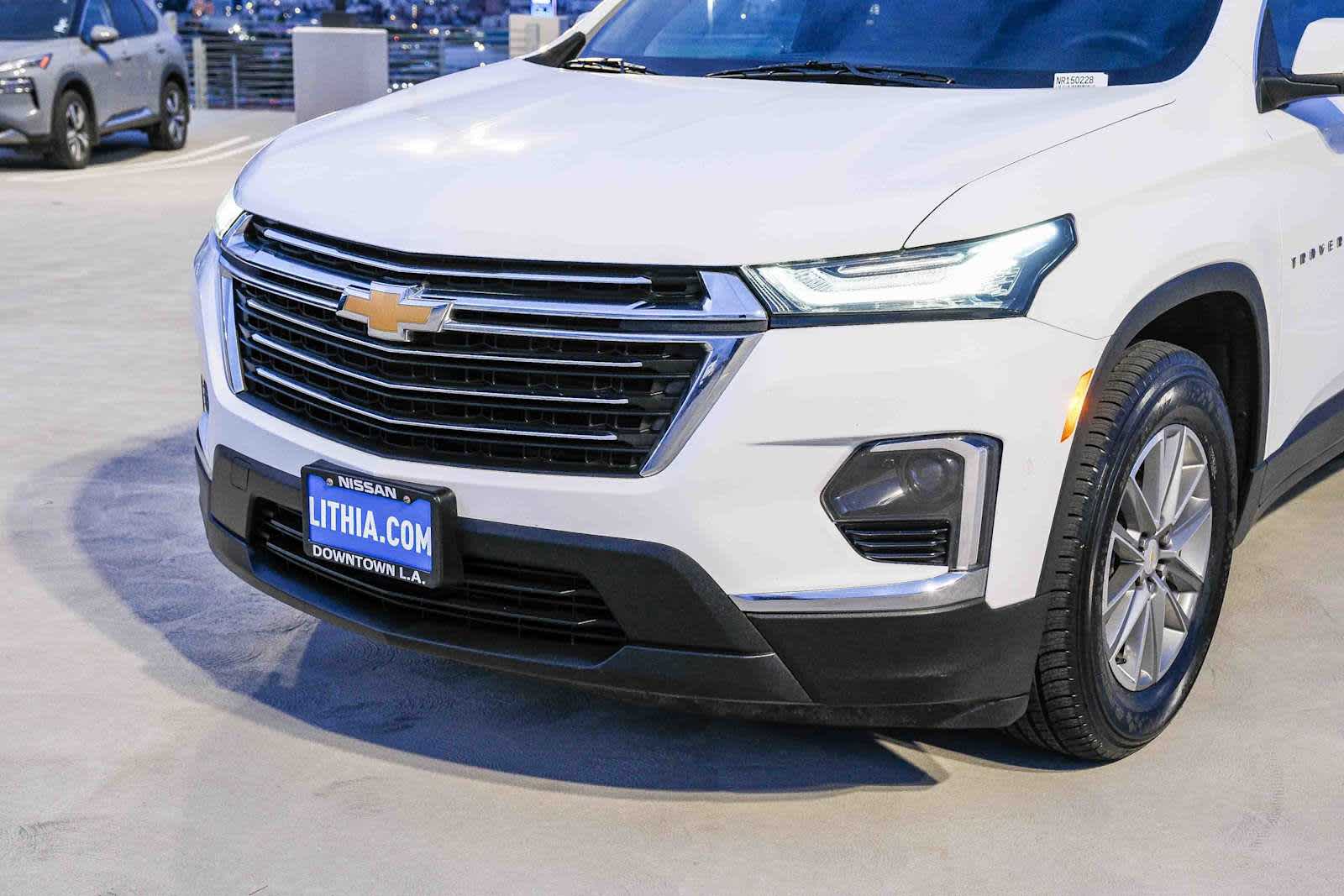 Thumbnail: 2023 Chevrolet Traverse - 11