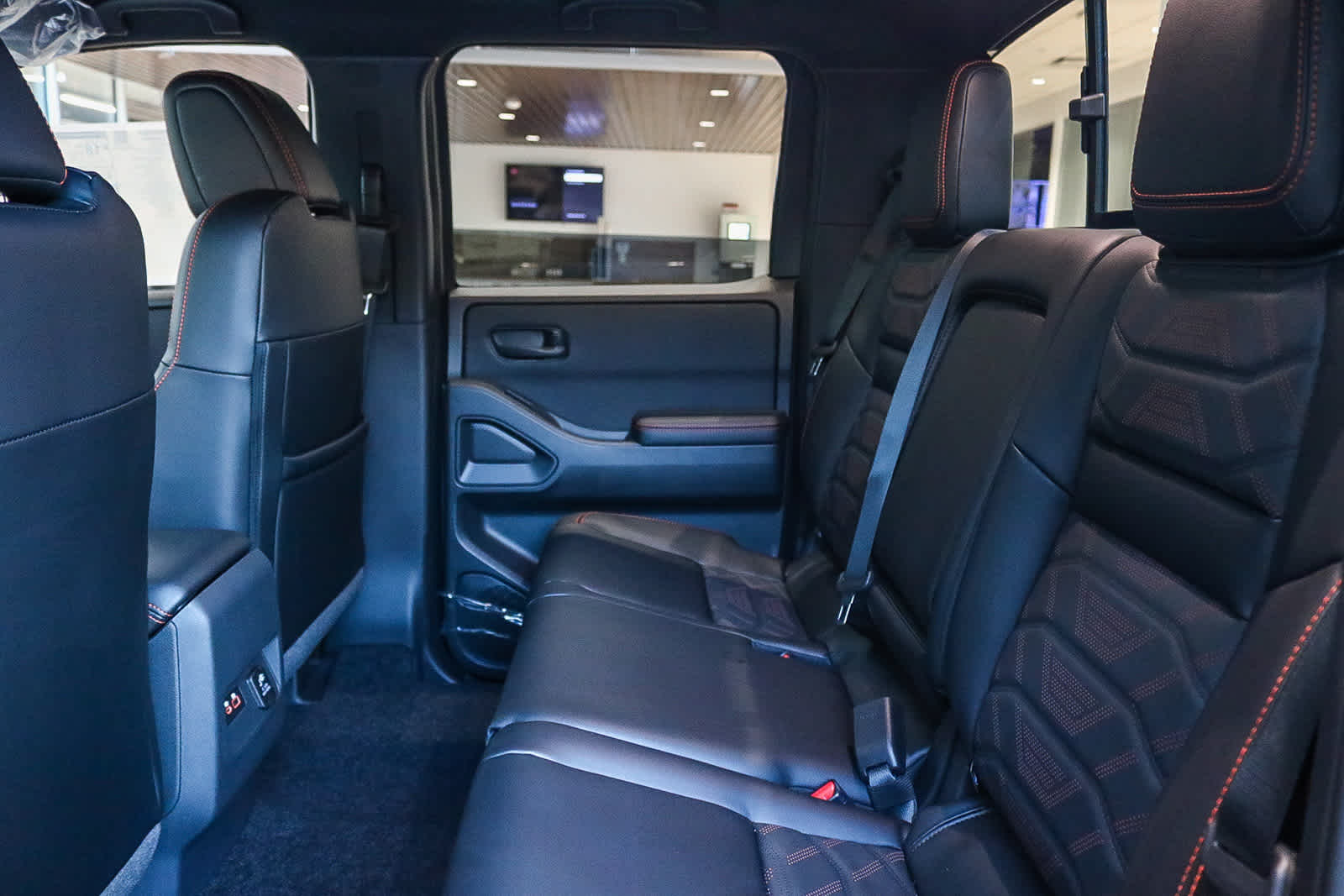 Thumbnail: 2026 Nissan Frontier - 17