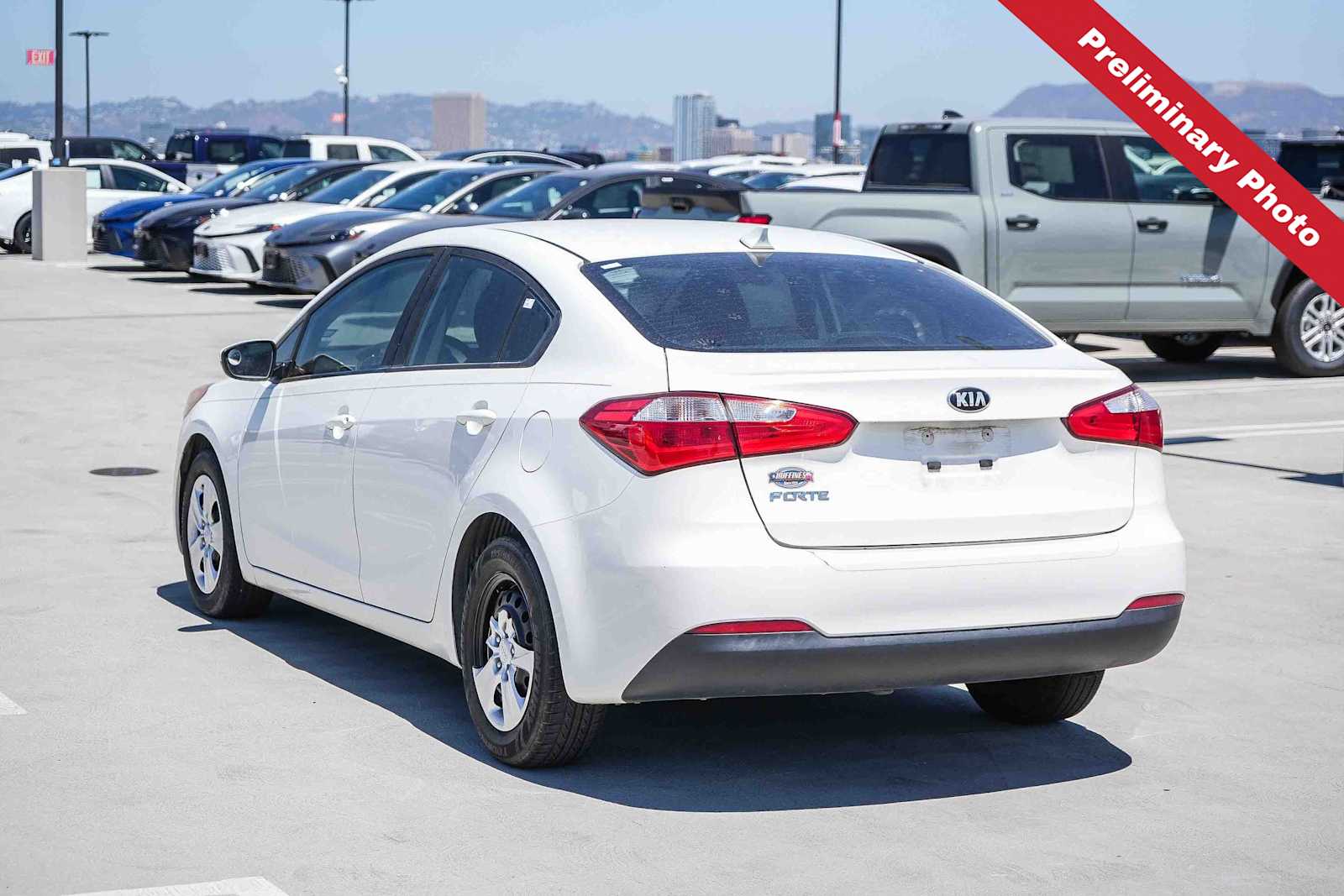 Thumbnail: 2016 Kia Forte - 7