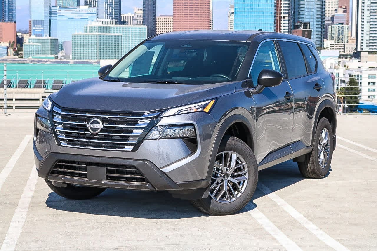 Thumbnail: 2026 Nissan Rogue - 1
