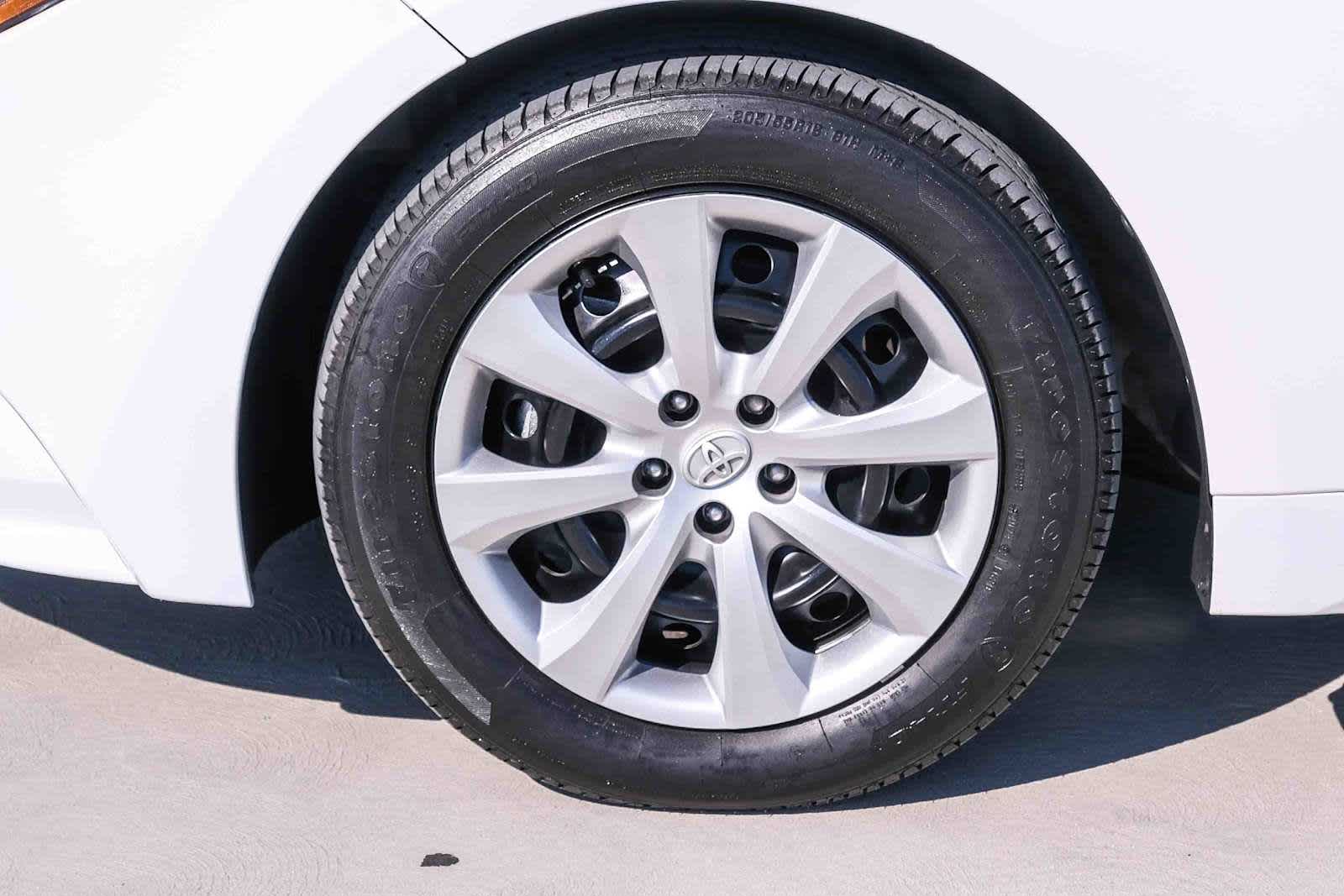 Thumbnail: 2025 Toyota Corolla - 11