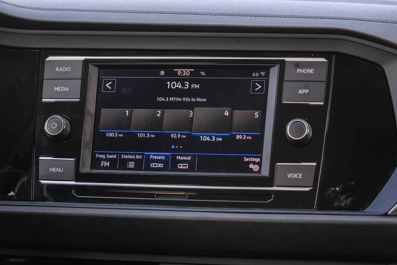 Thumbnail: 2024 Volkswagen Jetta - 14