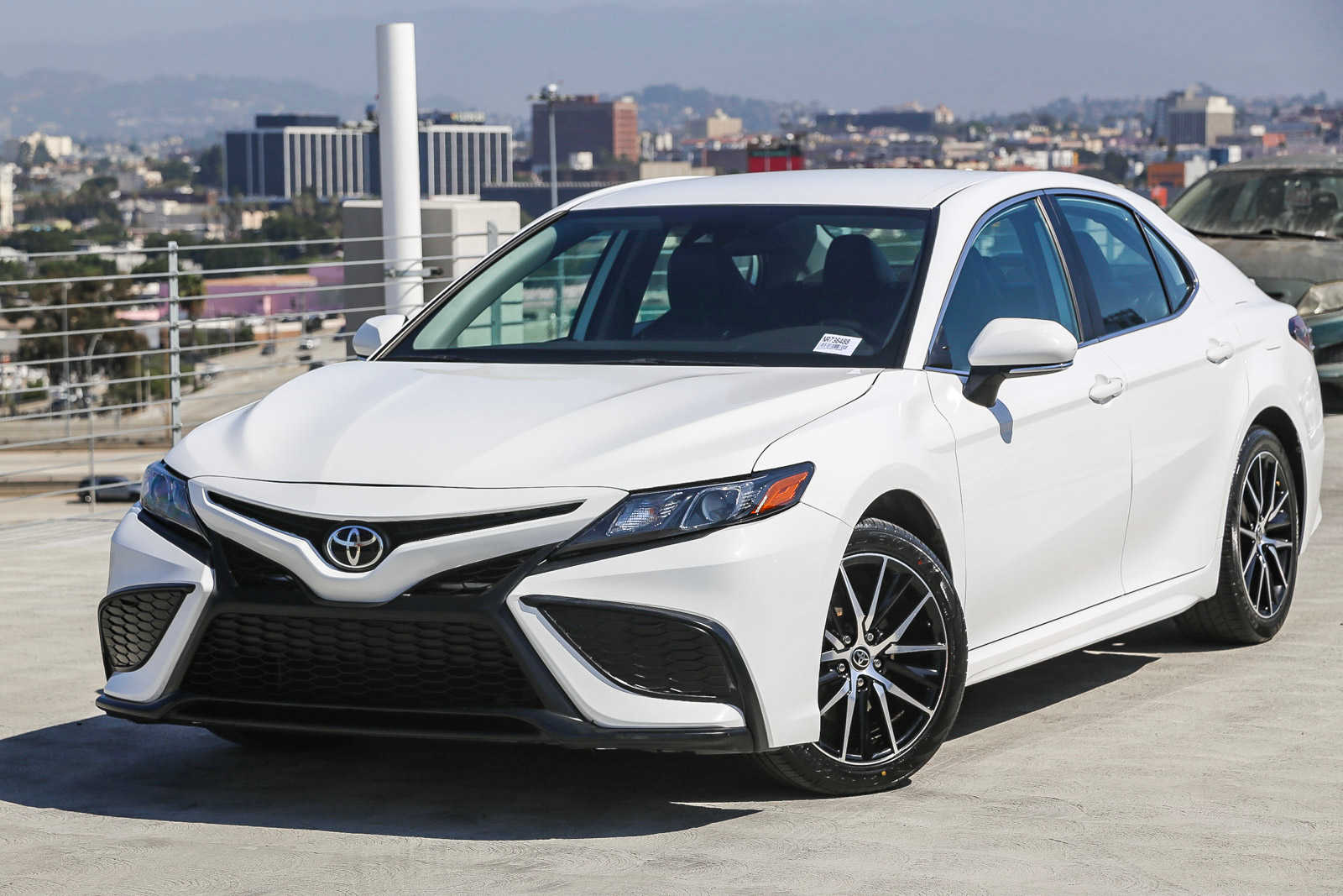 2023 Toyota Camry SE -
                Los Angeles, CA