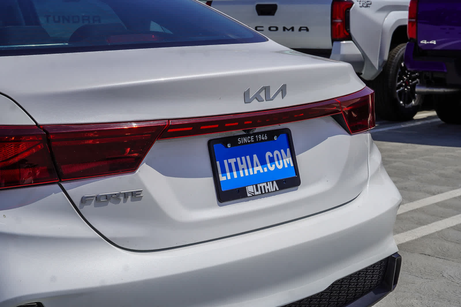 Thumbnail: 2023 Kia Forte - 8