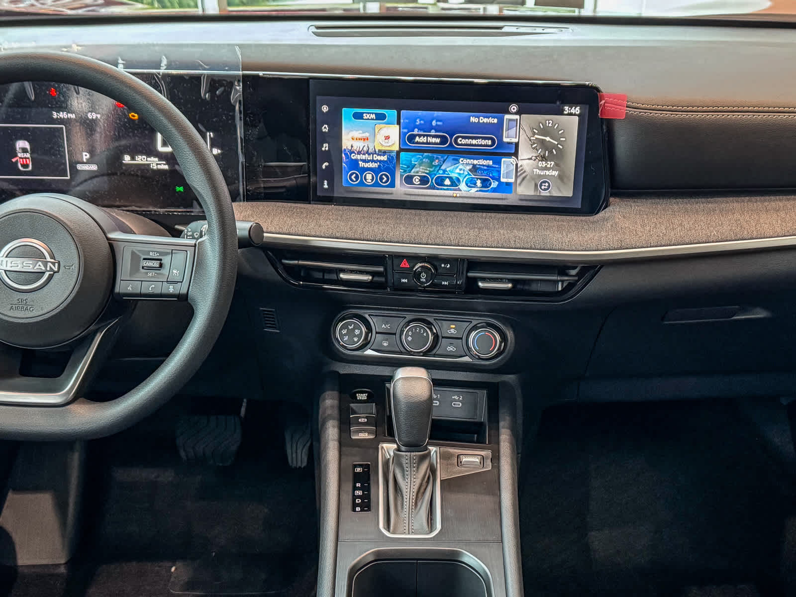 Thumbnail: 2025 Nissan Kicks - 15