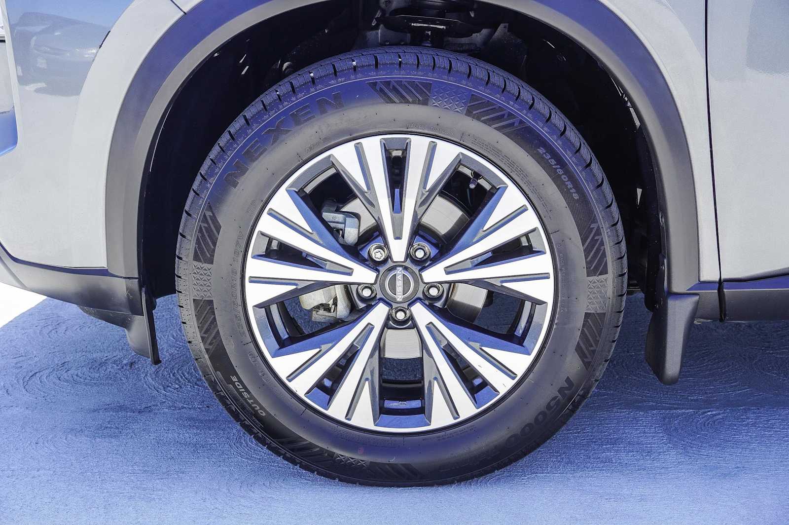 Thumbnail: 2022 Nissan Rogue - 10