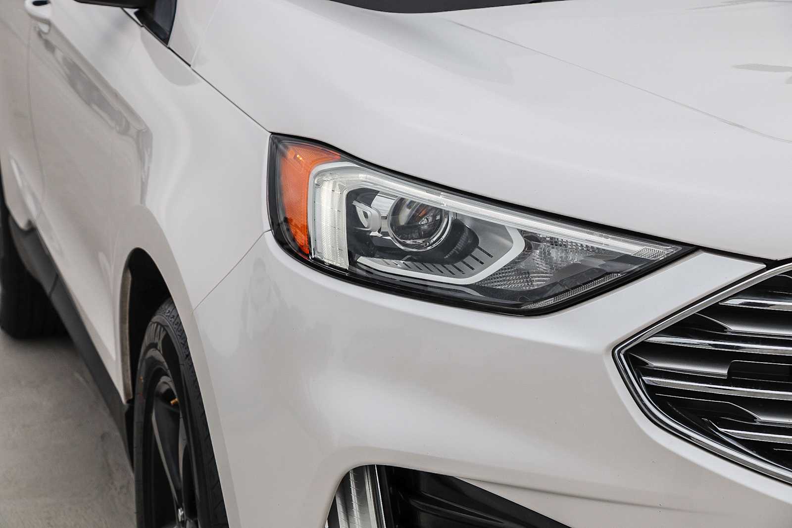 Thumbnail: 2019 Ford Edge - 3