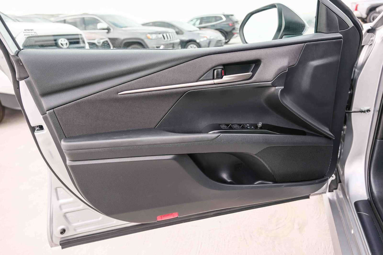 Thumbnail: 2025 Toyota Camry - 22