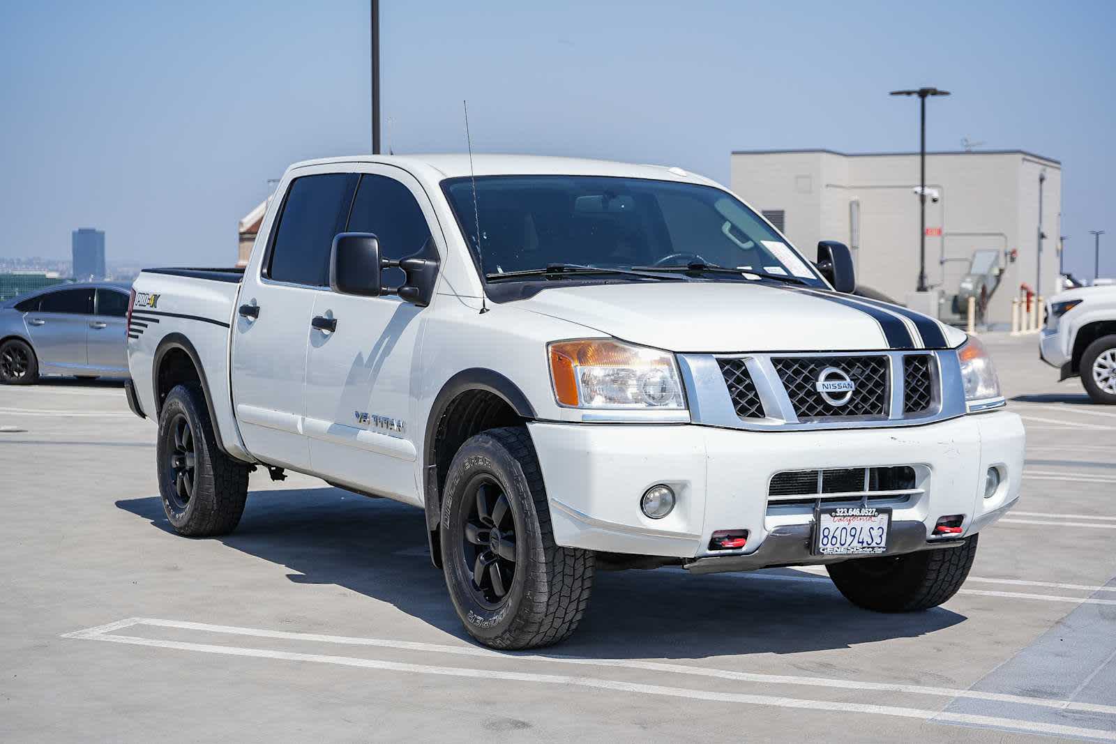 Thumbnail: 2013 Nissan Titan - 3