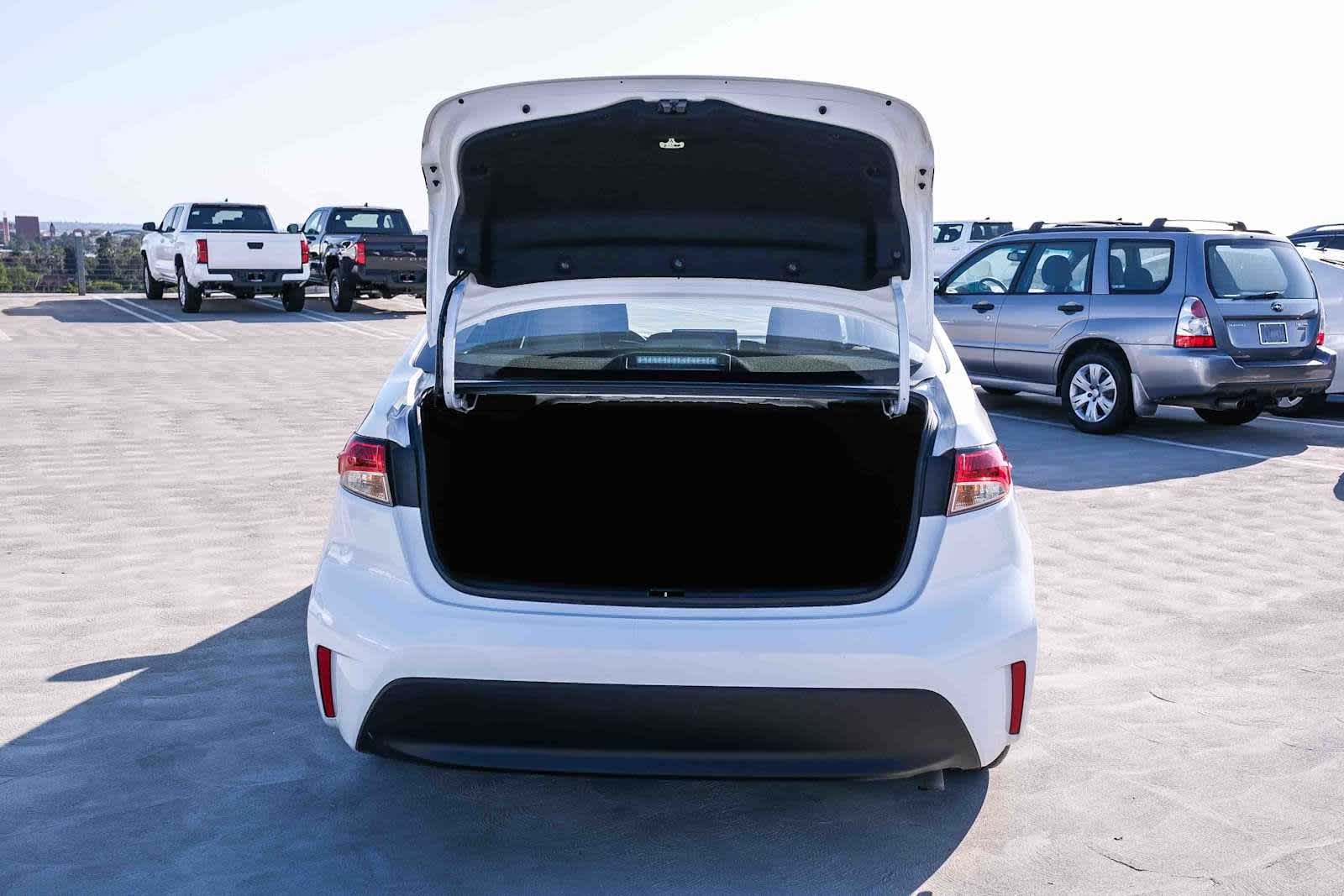 Thumbnail: 2025 Toyota Corolla - 27