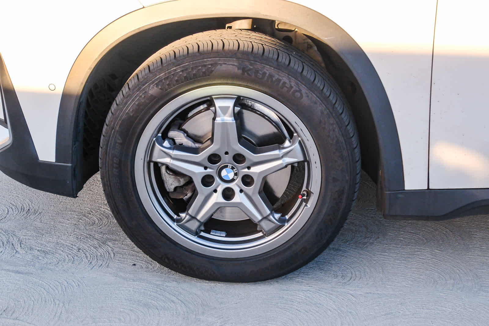 Thumbnail: 2023 BMW X1 - 10