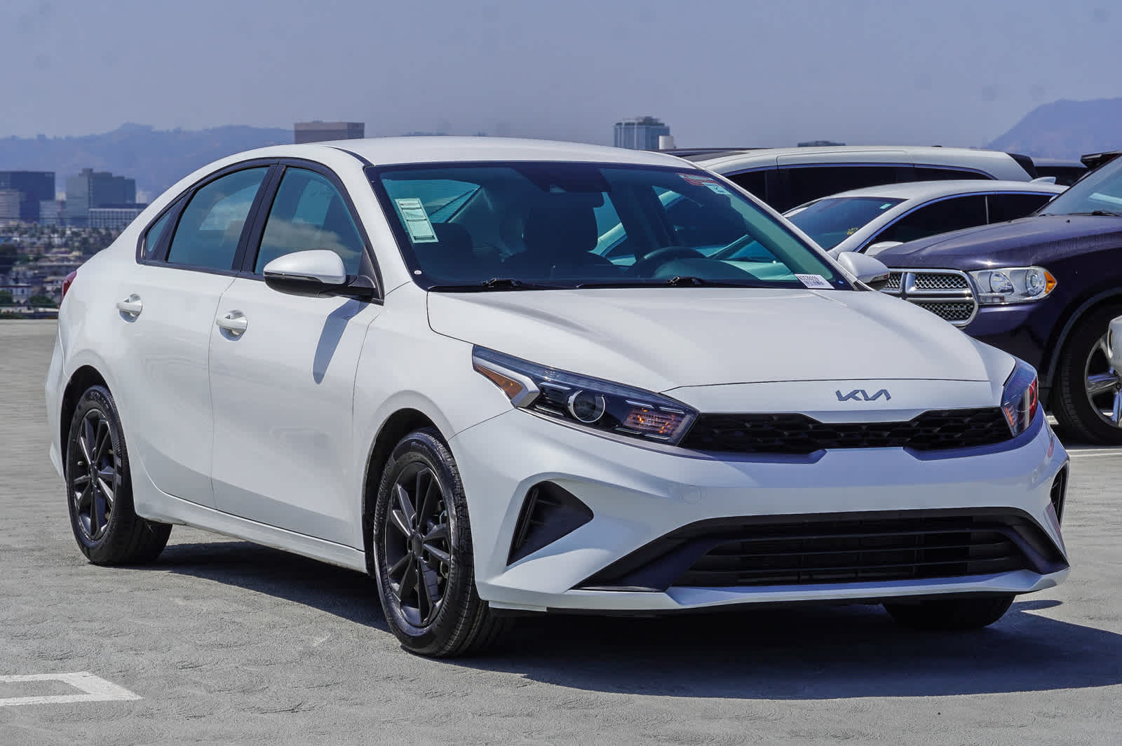 Thumbnail: 2023 Kia Forte - 3