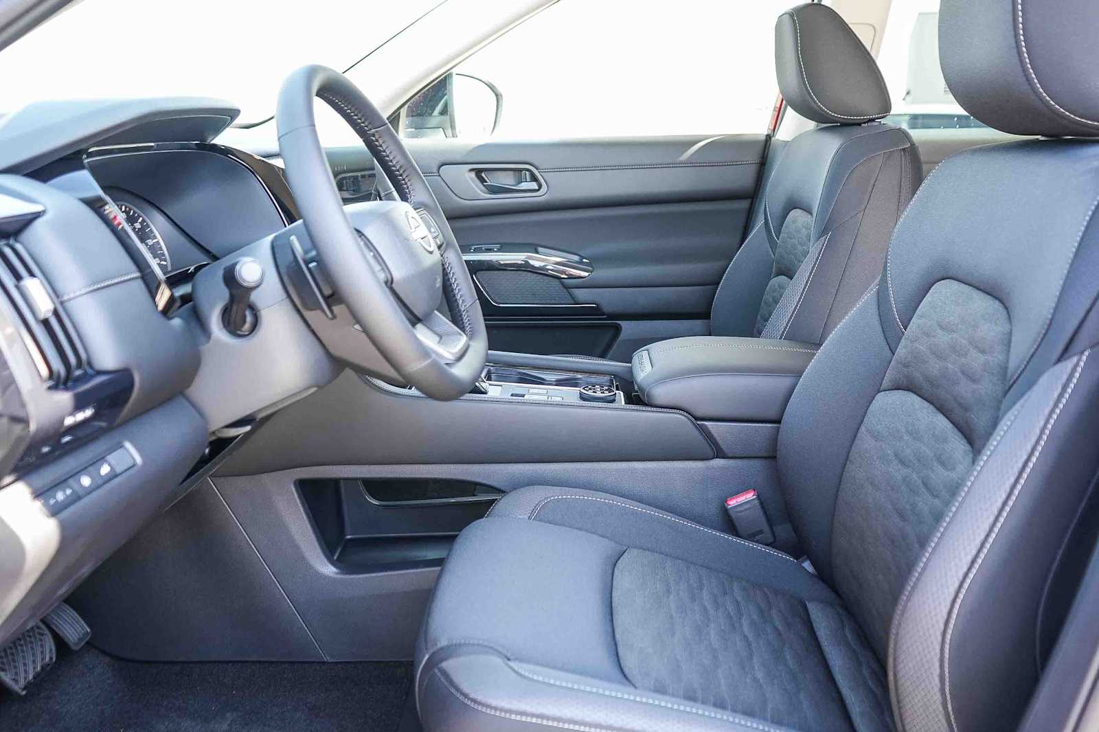 Thumbnail: 2026 Nissan Pathfinder - 19