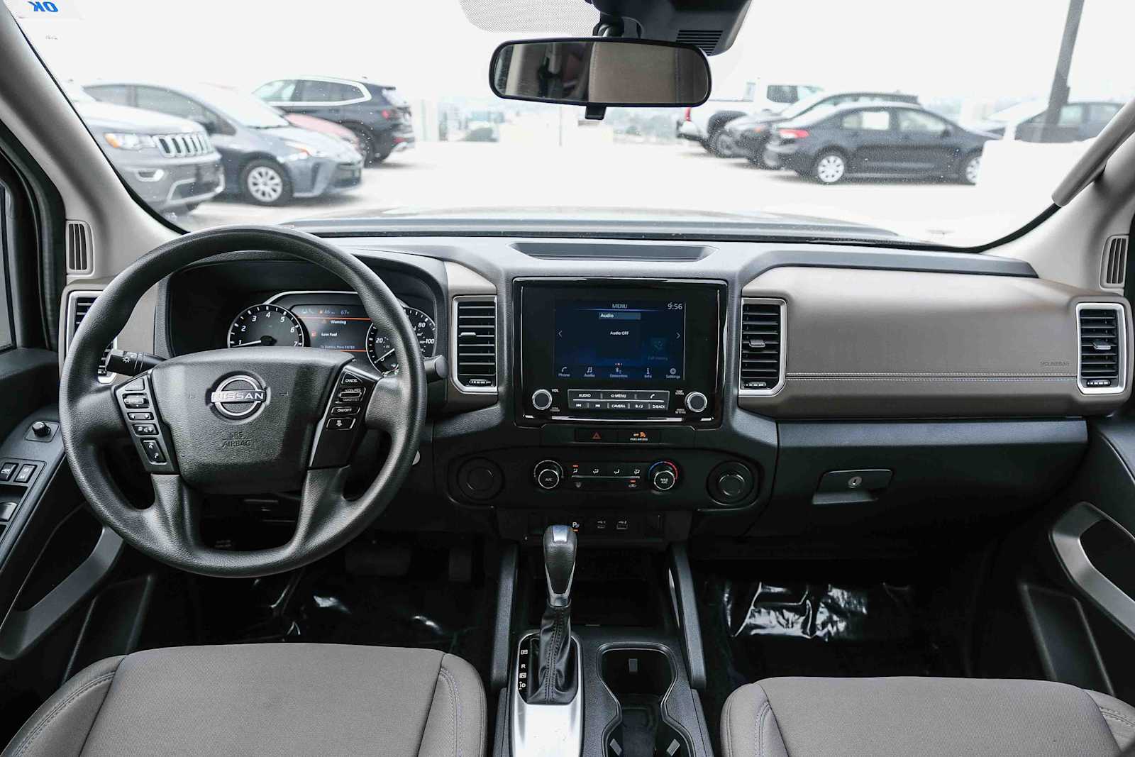 Thumbnail: 2022 Nissan Frontier - 13