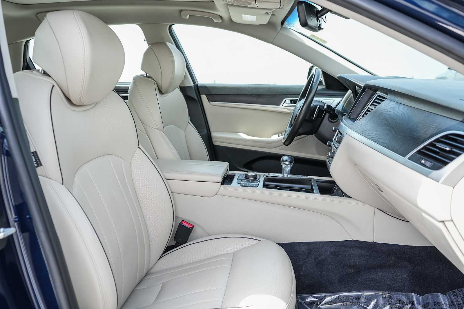 Thumbnail: 2020 Genesis G80 - 16