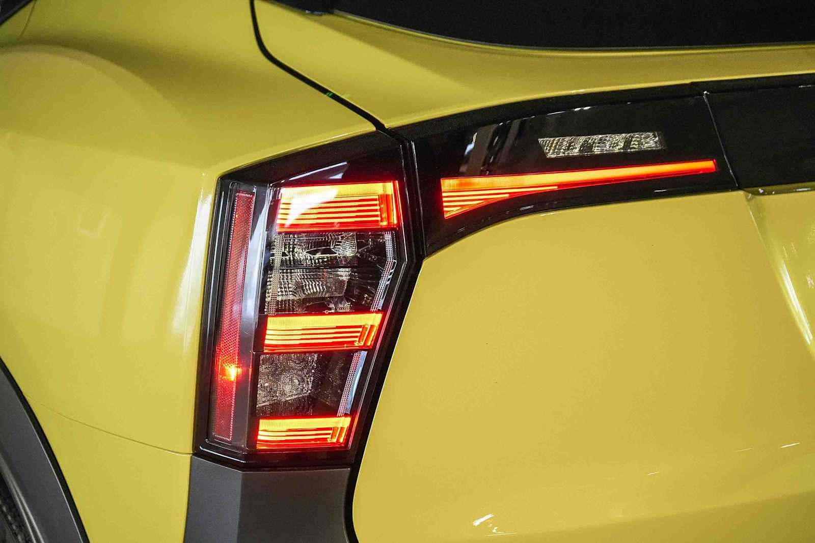 Thumbnail: 2026 Nissan Kicks - 9