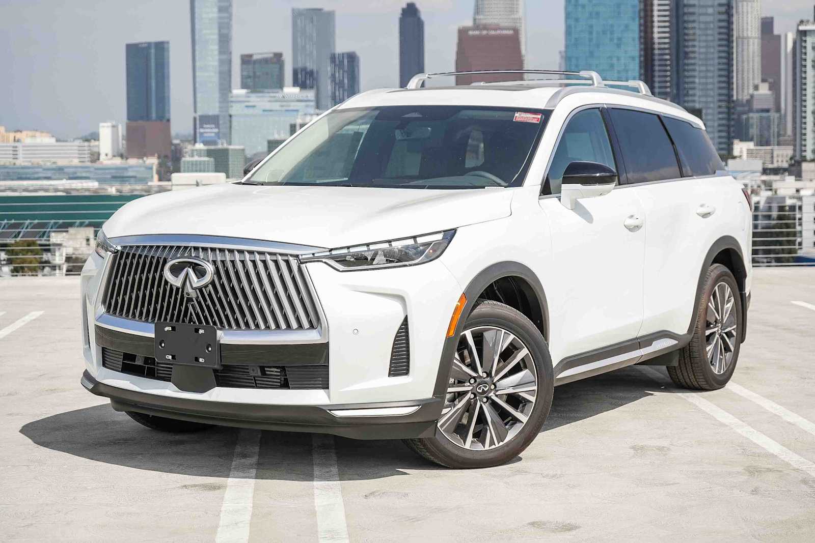 Thumbnail: 2026 INFINITI QX60 - 1