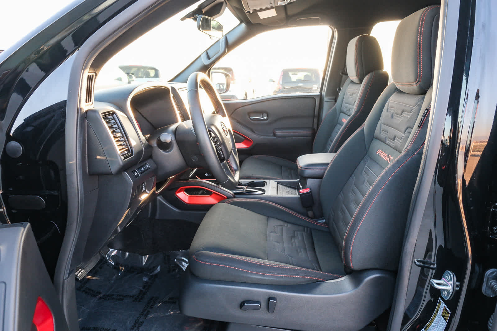 Thumbnail: 2023 Nissan Frontier - 19