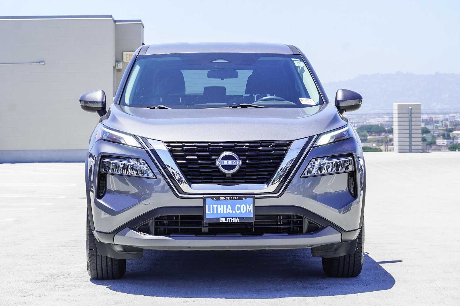 Thumbnail: 2022 Nissan Rogue - 2
