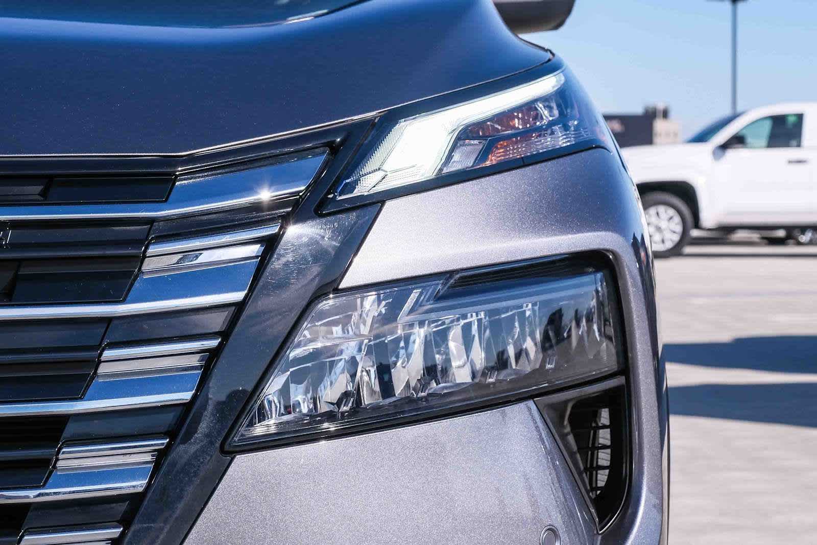 Thumbnail: 2025 Nissan Rogue - 12